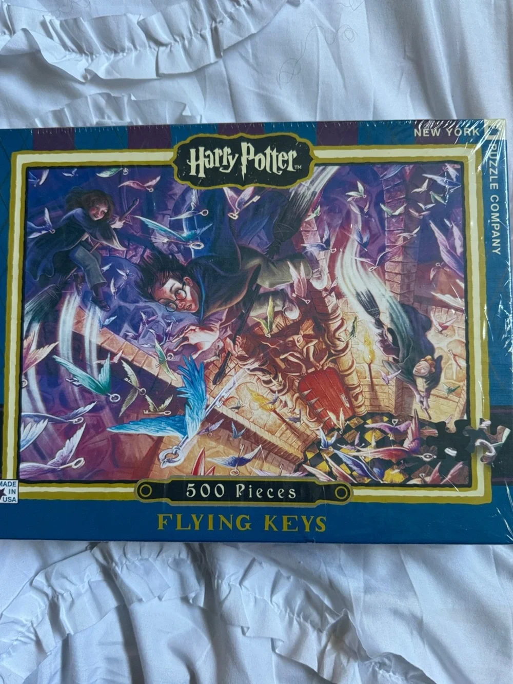 Warner Bros. Harry Potter Flying Keys 500-Piece Puzzle - Blue Box